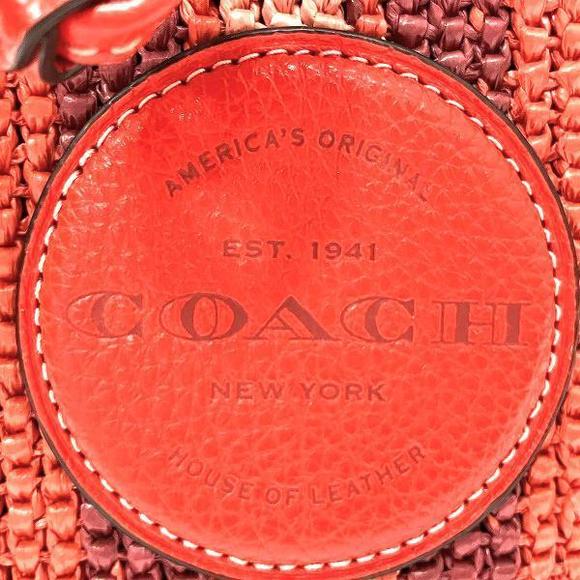 Coach Dempsey Bucket Bag  Leather Handbag C9955 in Excellent condition - Picture 5 of 9